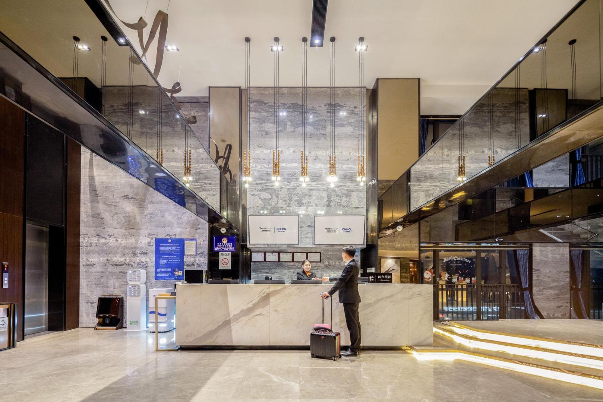 Zhonghao International Hotel Šen-čen Exteriér fotografie